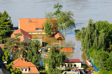 Exemplo de cidade invadida pelo leito maior de um rio